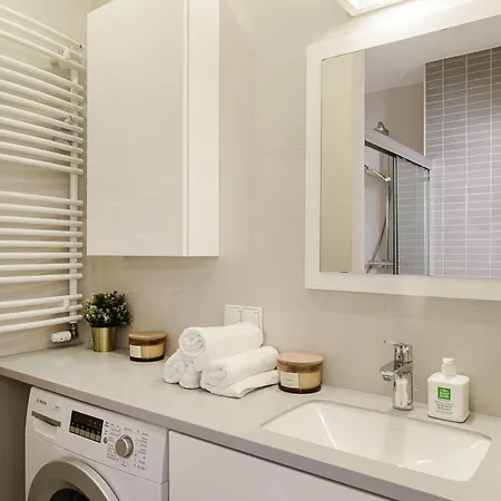 Cozy Family Apartments With Balcony Near Zlote Tarasy Warszawa Pokój zdjęcie