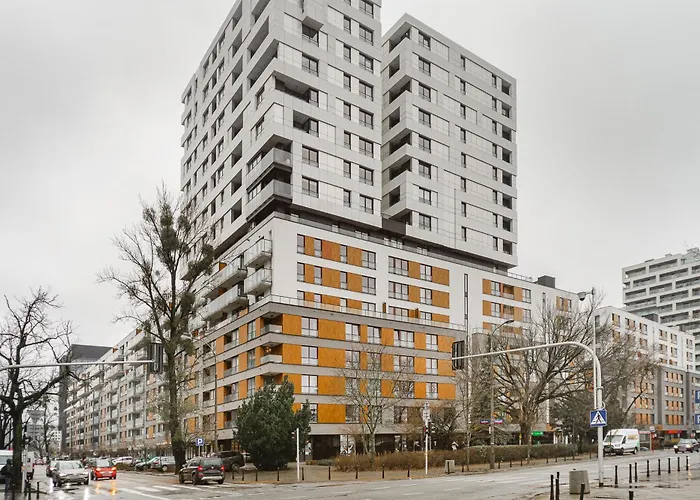 Cozy Family Apartments With Balcony Near Zlote Tarasy