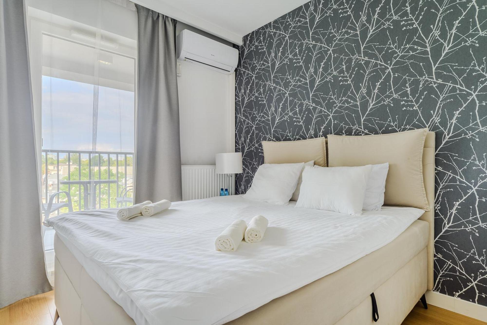 Leilighet Cozy Family With Balcony Near Zlote Tarasy Warszawa